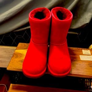 Ugg boots,red,size 6 in women